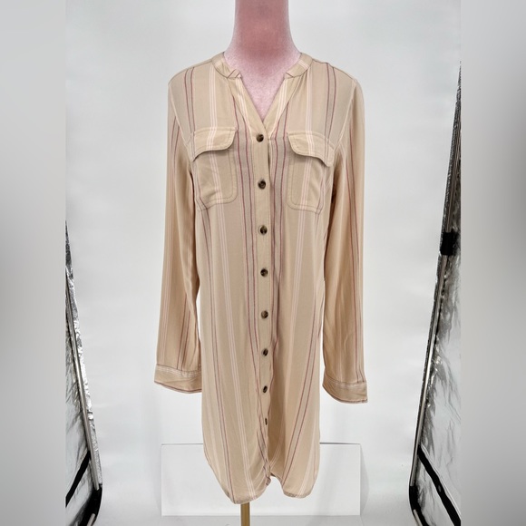 EUC SO Button Down Utility Dress - Picture 4 of 11